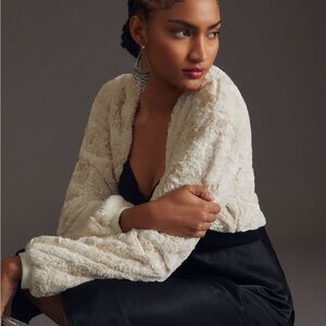 💥MARKED DOWN💥NWT Anthropologie Faux Fur Shrug XS by Maeve